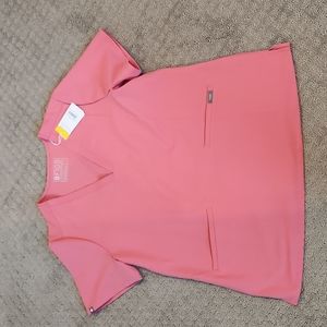 New with tags Figs pink Casma top